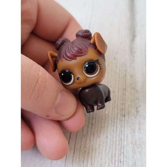 Mini pigtail brown puppy dog pet doll accessory toy figure - Picture 4 of 5